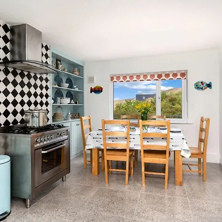 Holiday home 439 - Clifden